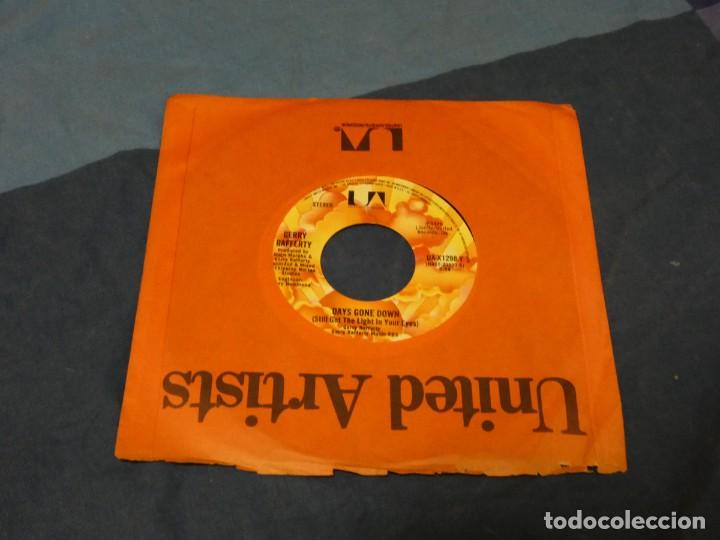 Discos de vinil: BOXX129 SINGLE 7 PULGADAS USA GERRY RAFERTY DAYS GONE DOWN WHY DONT YOU TALK TO ME