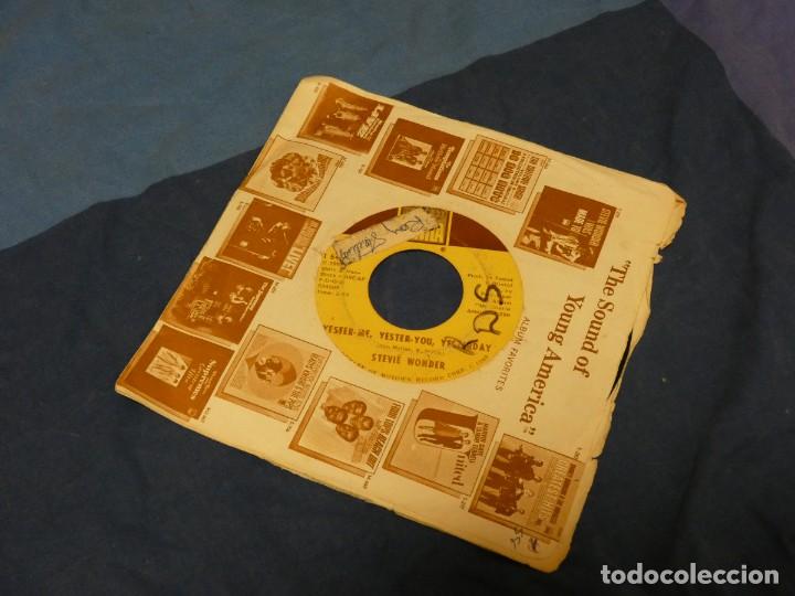 Discos de vinilo: BOXX129 SINGLE 7 PULGADAS USA STEVE WONDER YESTER YOU YESTER ME ID BE A FOOL RIGHT NOW