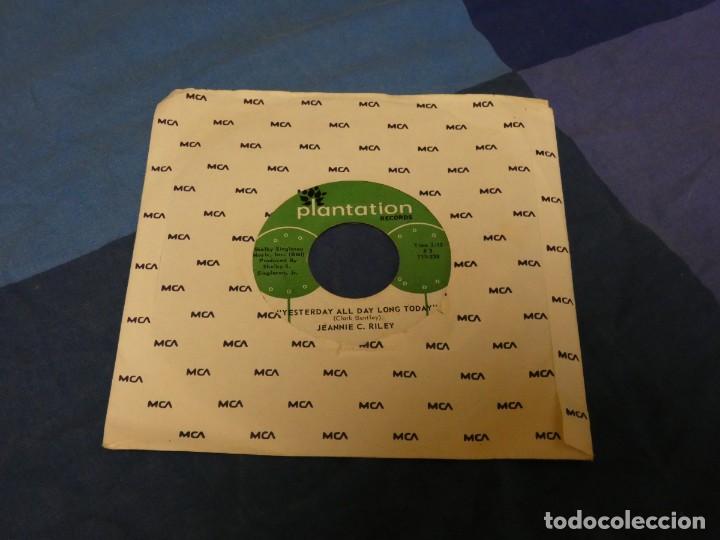 Vinyl-Schallplatten: BOXX129 SINGLE 7 PULGADAS USA JEANNIE C RILLEY YESTERDA ALL DAY LONG TODAY