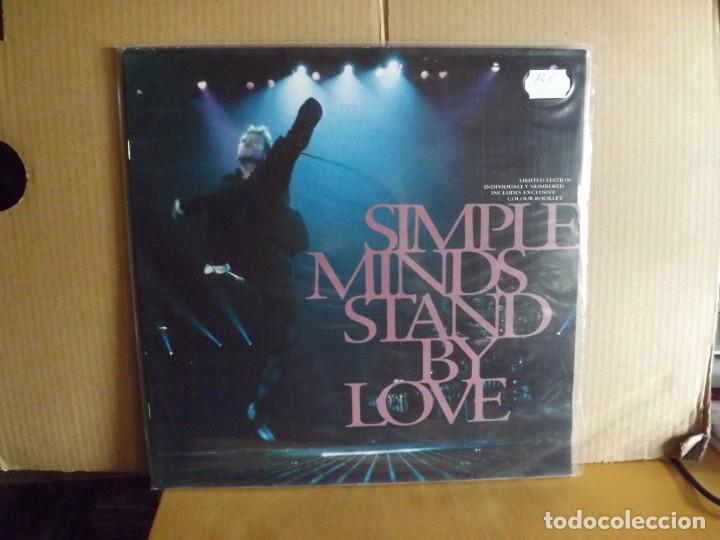 Discos de vinilo: SIMPLE MINDS --- STAND BY LOVE - MAXI SINGLE - Foto 1