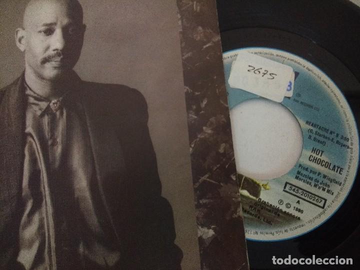 Discos de vinilo: SINGLE/HOT CHOCOLATE/HEARTACHE N&ordm;9. - Foto 2