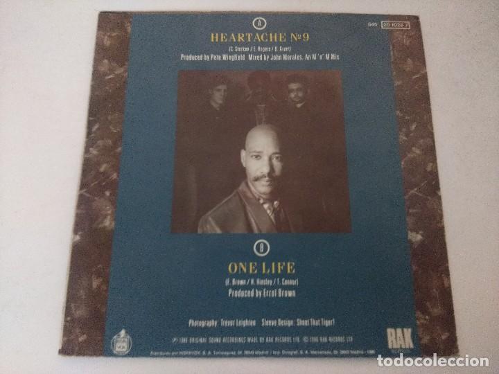Discos de vinilo: SINGLE/HOT CHOCOLATE/HEARTACHE N&ordm;9. - Foto 3
