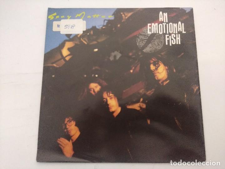 Discos de vinilo: AN EMOTIONAL FISH/GREY MATTER/SINGLE. - Foto 1