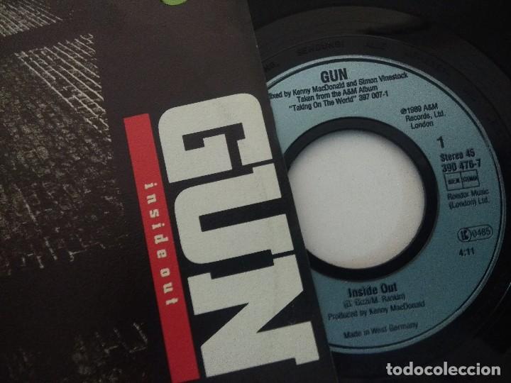 Discos de vinilo: GUN/INSIDE OUT/SINGLE. - Foto 2