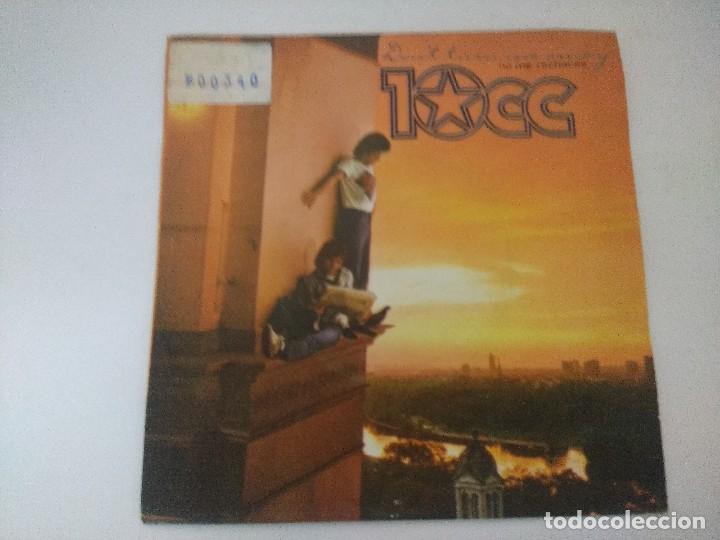 Discos de vinilo: 10CC/DONT TURN ME AWAY/SINGLE. - Foto 1
