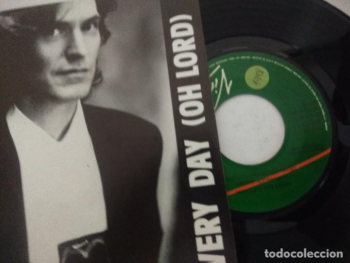 Discos de vinilo: STEVE WINWOOD/EVEY DAY/SINGLE PROMOCIONAL. - Foto 2