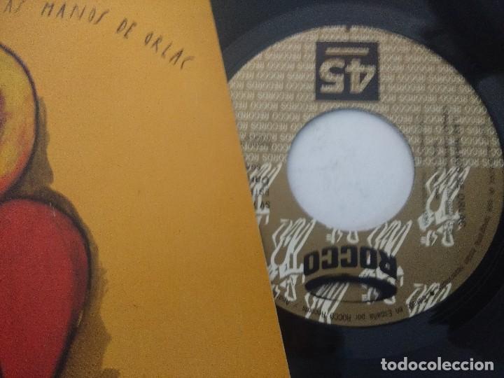 Discos de vinilo: LAS MANOS DE ORLAC/ESPA&Ntilde;A CANTA/SINGLE. - Foto 2