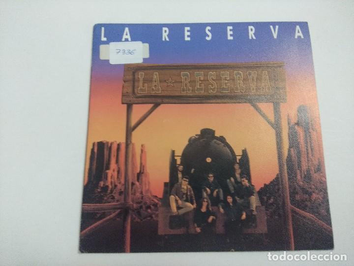 Discos de vinilo: LA RESERVA/UN DIABLO EN LA CIUDAD/SINGLE. - Foto 1