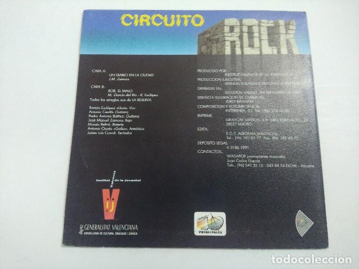 Discos de vinilo: LA RESERVA/UN DIABLO EN LA CIUDAD/SINGLE. - Foto 3
