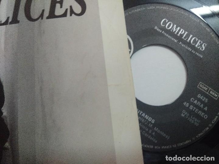Discos de vinilo: COMPLICES/OJOS GITANOS/SINGLE. - Foto 2