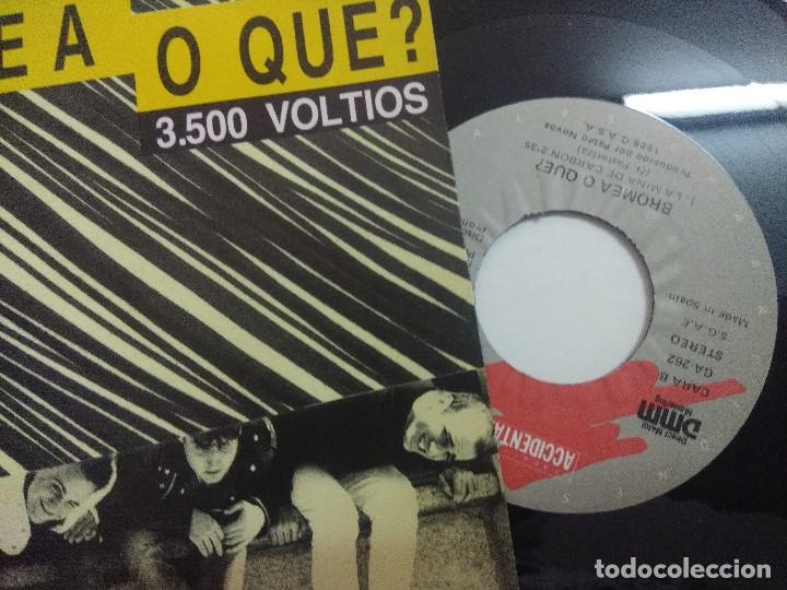 Discos de vinilo: BROMEA O QUE/3500 VOLTIOS/SINGLE PROMOCIONAL - Foto 2