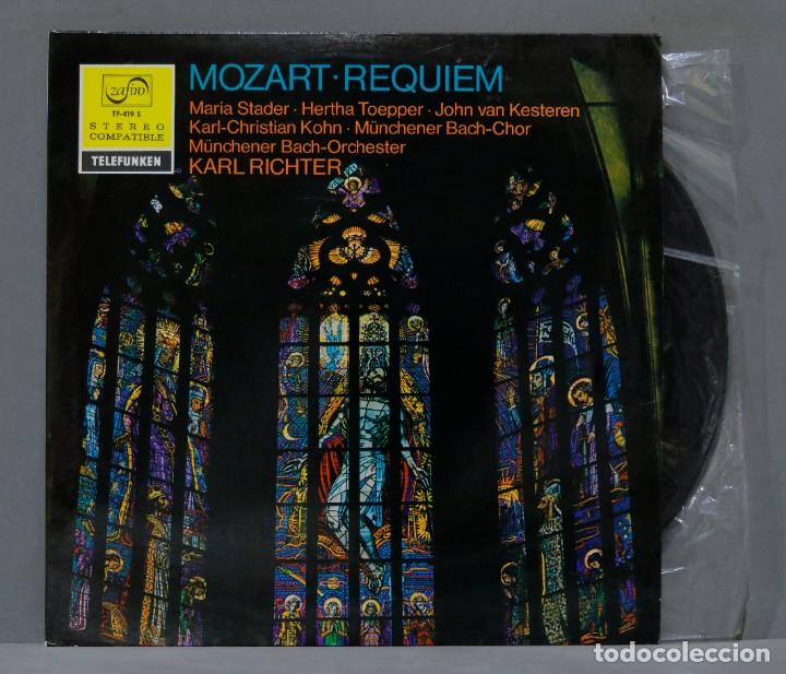 Discos de vinilo: LP. Richter. Requiem. MOZART - Foto 1