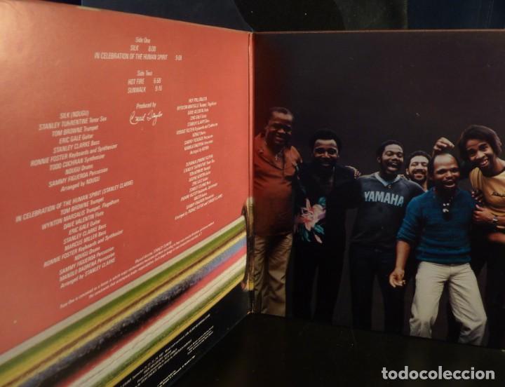 Discos de vinilo: FUSE ONE // SILK // PORTADA ABIERTA // 1981 // (VG VG). LP - Foto 2