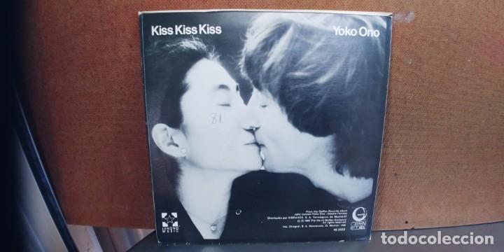 Discos de vinilo: JOHN LENNON-SINGLE JUST LIKE - Foto 2