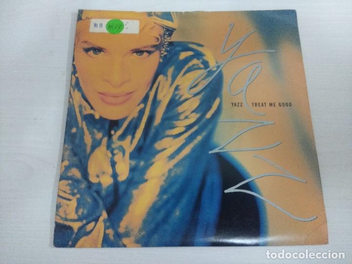 Discos de vinilo: SINGLE/YAZZ/TREAT ME GOOD. - Foto 1