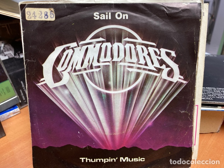 Discos de vinilo: Commodores - Sail On (7&rdquo;, Single) - Foto 1