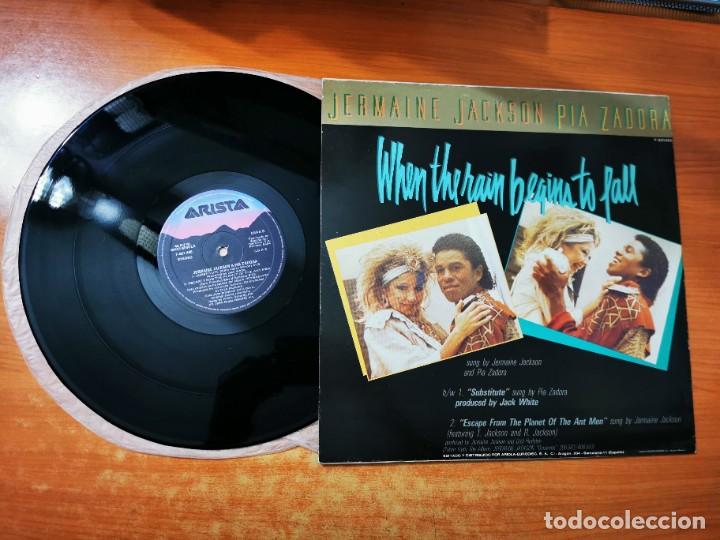 Discos de vinilo: JERMAINE JACKSON & PIA ZADORA When the rain begins to fall MAXI SINGLE VINILO 1984 ESPAÑA 3 TEMAS - Foto 2 - 295700068