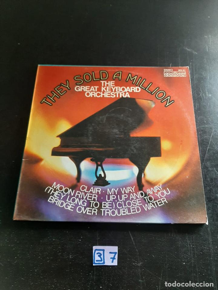 Discos de vinilo: They Sold a million - Foto 1