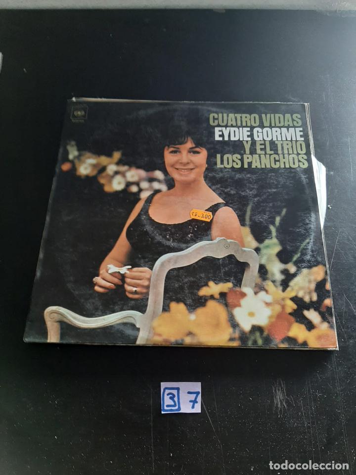 Discos de vinilo: Cuatro vidas y el trio los panchos - Foto 1