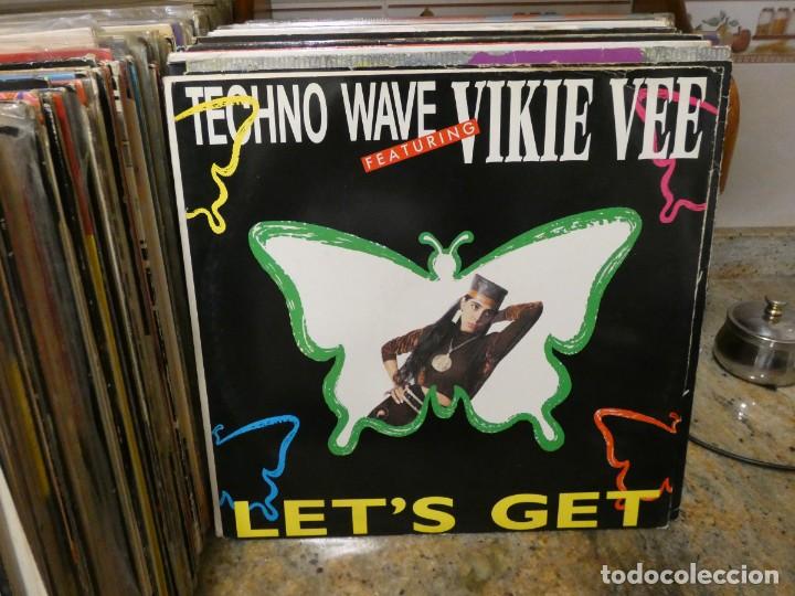 Discos de vinilo: cajj151 MAXI SINGLE DISCOTECA TECHNO WAVE VICKY VEE BUEN ESTADO GENERAL - Foto 1