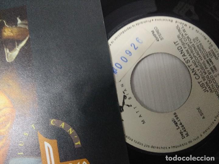 Discos de vinilo: MATT BIANCO/JUST CANT STAND IT/SINGLE. - Foto 2