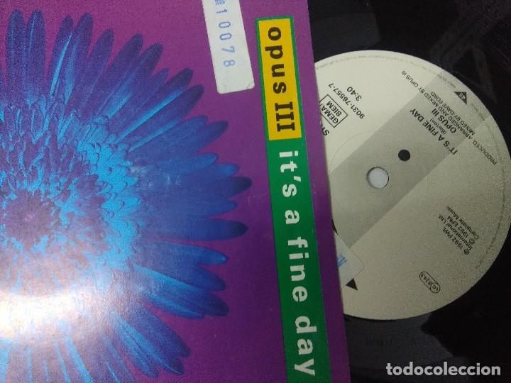 Discos de vinilo: OPUS/ITS A FINE DAY/SINGLE. - Foto 2
