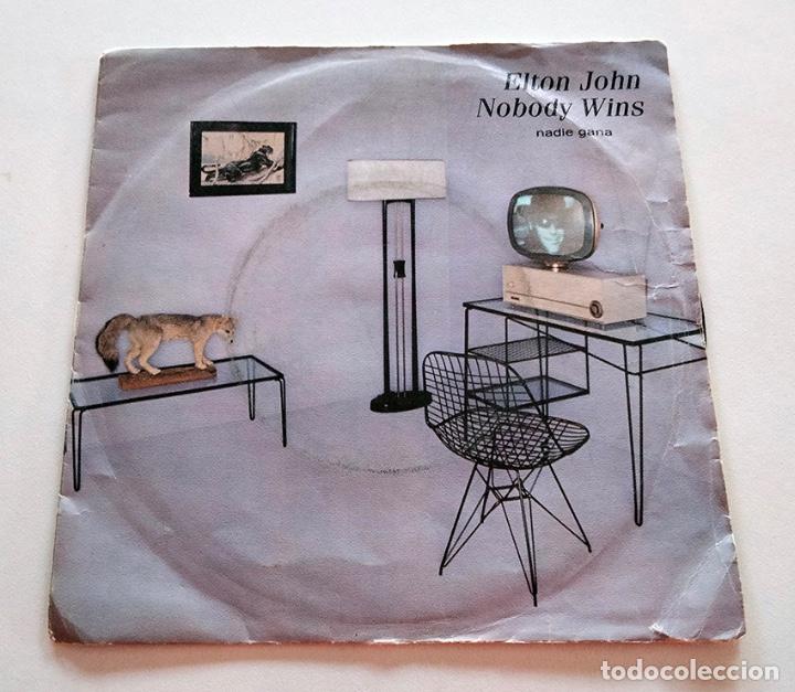Discos de vinilo: VINILO SINGLE DE ELTON JOHN. NOBODY WINS. 1981. - Foto 1
