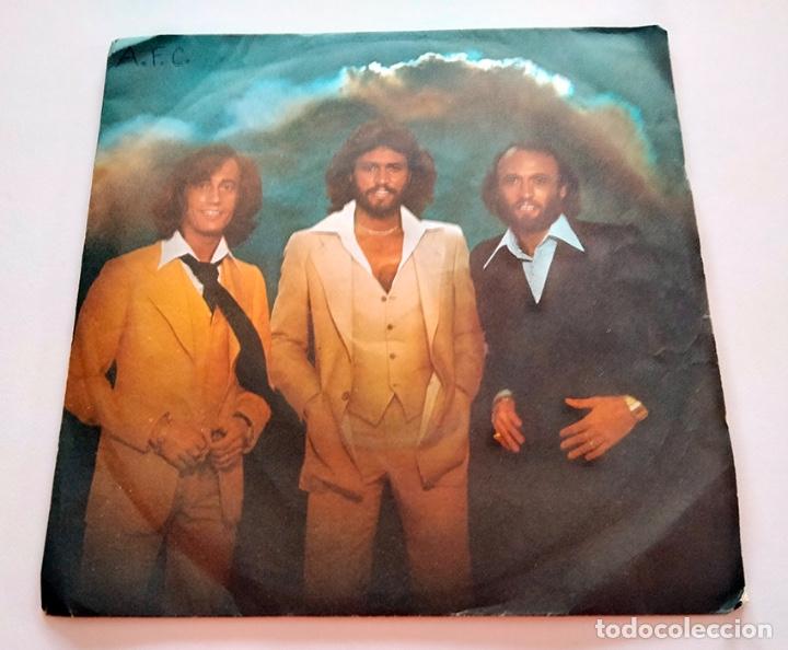Discos de vinilo: VINILO SINGLE DE BEE GEES. TOO MUCH HEAVEN. 1978. - Foto 1