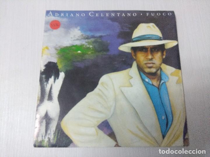 Discos de vinilo: ADRIANO CALENTANO/FUOCO/SINGLE. - Foto 1