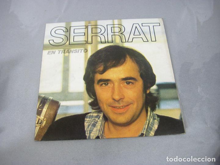 Discos de vinilo: DISCO LP DE SERRAT - EN TR&Aacute;NSITO - COMO NUEVO - Foto 1