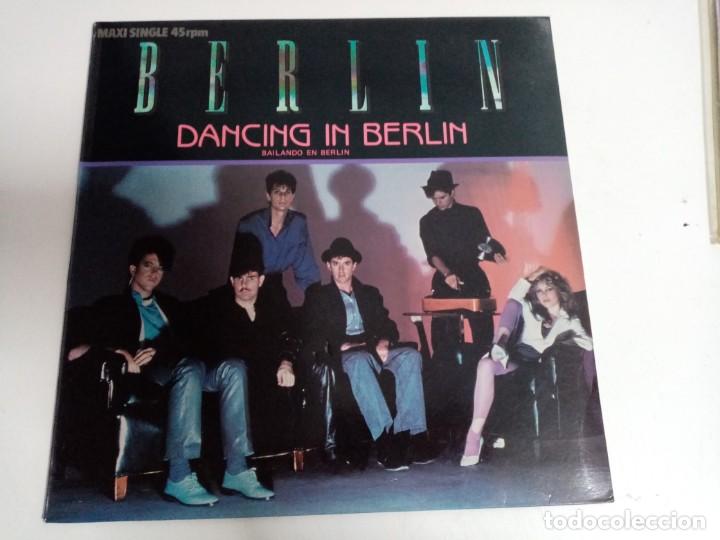 Discos de vinilo: DISCO DE VINILO MAXI SINGLE BERLIN - DANCING IN BERLIN MERCURY 1984 - Foto 1
