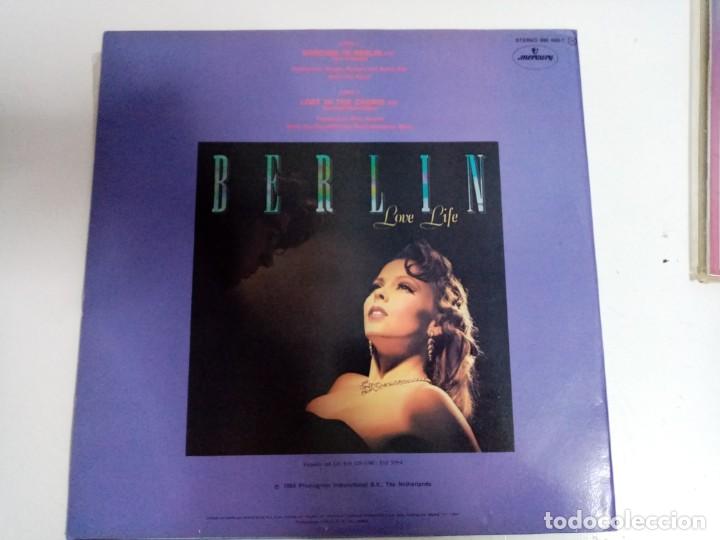 Discos de vinilo: DISCO DE VINILO MAXI SINGLE BERLIN - DANCING IN BERLIN MERCURY 1984 - Foto 6