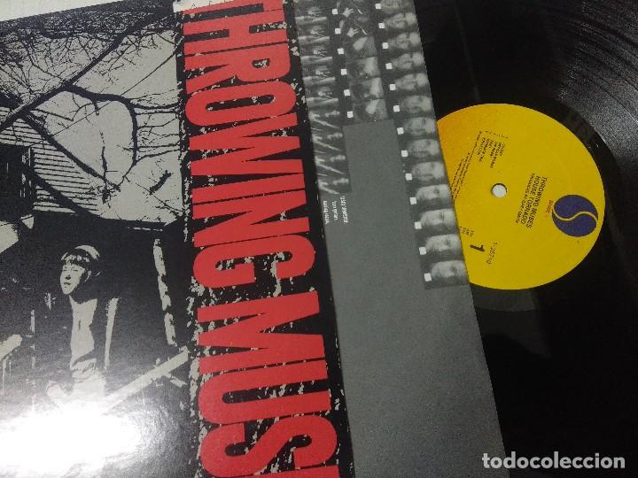 Discos de vinilo: THROWING MUSES/HOUSE TORNADO/VINILO. - Foto 2