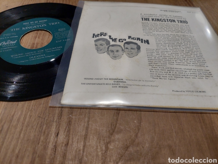 Discos de vinilo: THE KINGSTON TRIO SINGLE HERE WE GO AGAIN - Foto 2