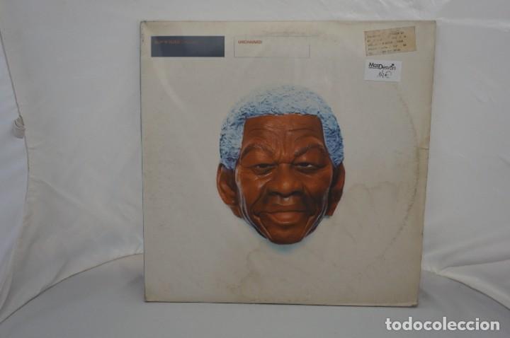 Discos de vinilo: MAXI-SINGLE / 3 discos - Various &lrm;&ndash; Unchained - Foto 1