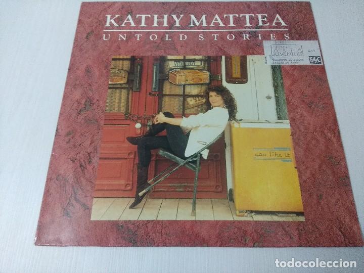 Discos de vinilo: KATHY MATTEA/UNTOLD STORIES/VINILO. - Foto 1