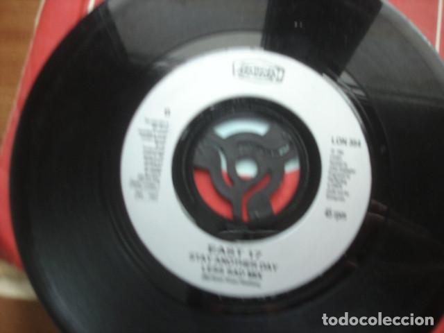 Discos de vinilo: East 17 Stay Another Day - Foto 2