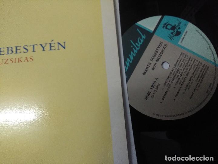 Discos de vinilo: MARTA SEBESTYEN/MUZSIKAS/VINILO. - Foto 2