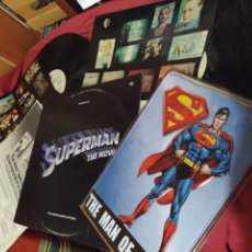 Discos de vinilo: SUPERMAN THE MOVIE 2 LP USA CON ENCARTE ORIGINAL MUS JOHN WILLIAMS REGALO REPLICA CHAPA 21 POR 31. Lote 301865513