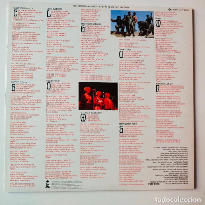 Discos de vinilo: BOB MARLEY & THE WAILERS- CONFRONTATION- SPAIN LP 1983- VINILO COMO NUEVO. - Foto 2 - 302048373