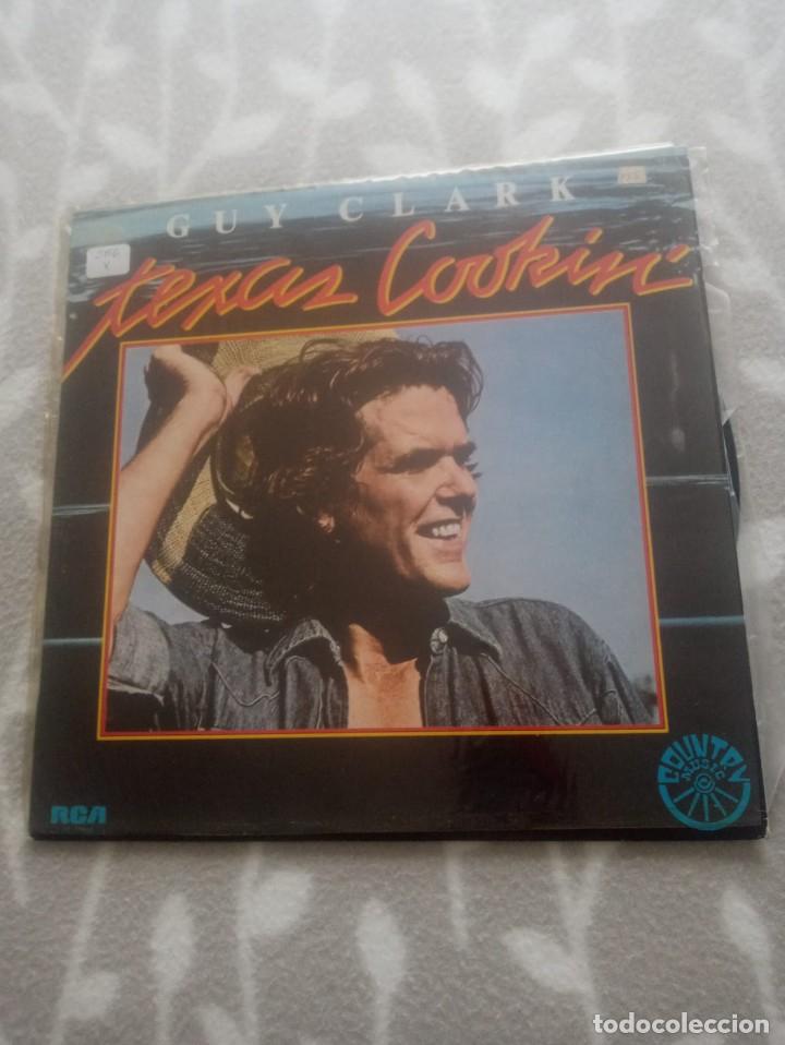 Discos de vinilo: Guy Clark &rdquo;Texas Cookin&rdquo;. Editado en Madrid 1978 - Foto 1