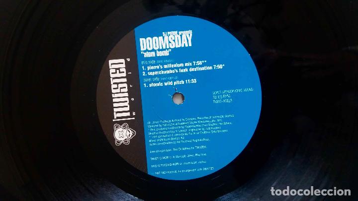 Discos de vinilo: DOOMSDAY, ATOM BOMB. DOBLE MAXI SINGLE CON 6 TEMAS, 2 DISCOS - Foto 5