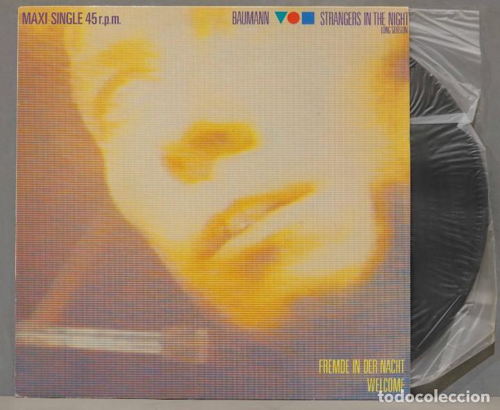 Discos de vinilo: MAXI SINGLE. BAUMAN. STRANGERS IN THE NIGHT - Foto 1