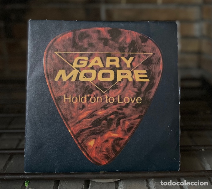 Discos de vinilo: Gary Moore Hold on to love single 1984 - Foto 1