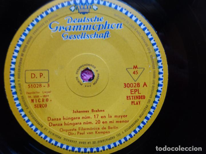 Discos de vinilo: johannes brams orquesta filarmónica de berlin danza húngara 1959 deutsche grammophon 30028 - Foto 2 - 303410308