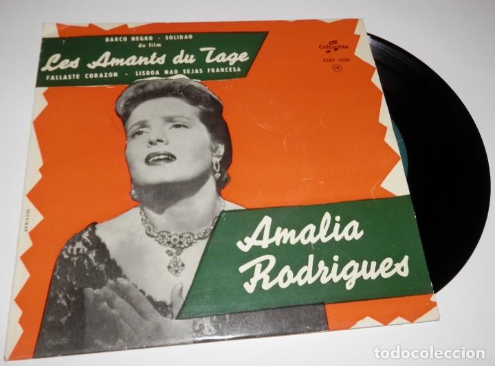 Discos de vinilo: DISCO SINGLE DE VINILLO DE AMALIA RODRIGUES - Foto 1