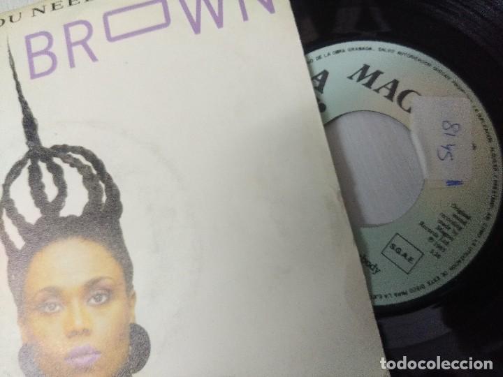 Discos de vinilo: OCHI BROWN/WHENEVER YOU NEED SOMEBODY/SINGLE. - Foto 2