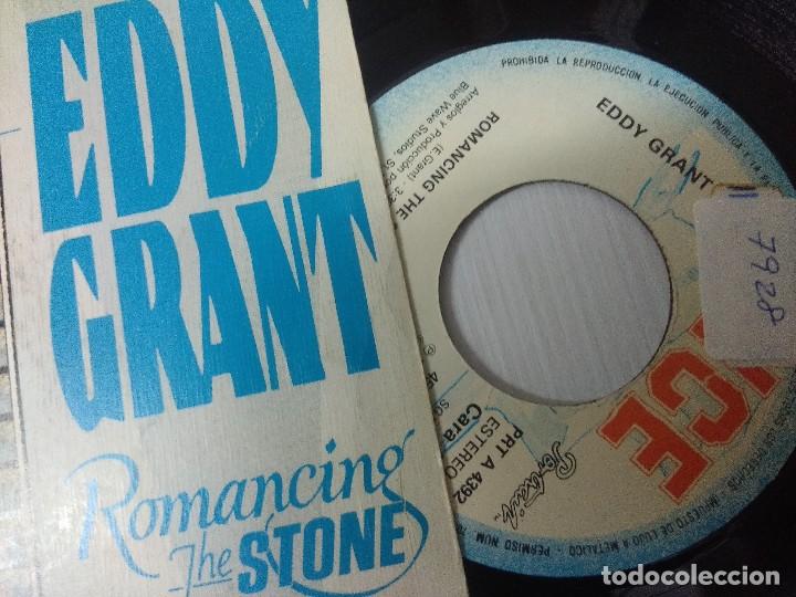 Discos de vinilo: EDDY GRANT/ROMANCING THE STONE/SINGLE. - Foto 2