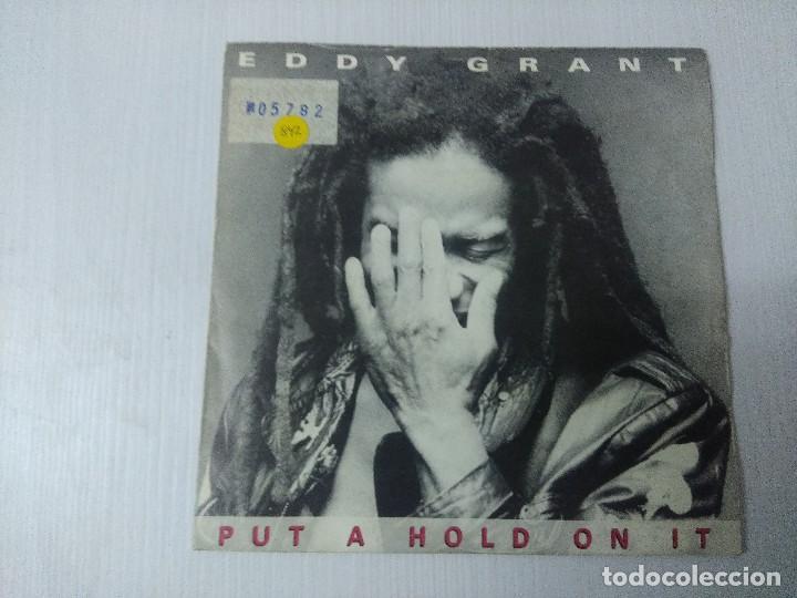 Discos de vinilo: EDDY GRANT/PUT A HOLD ON IT/SINGLE. - Foto 1
