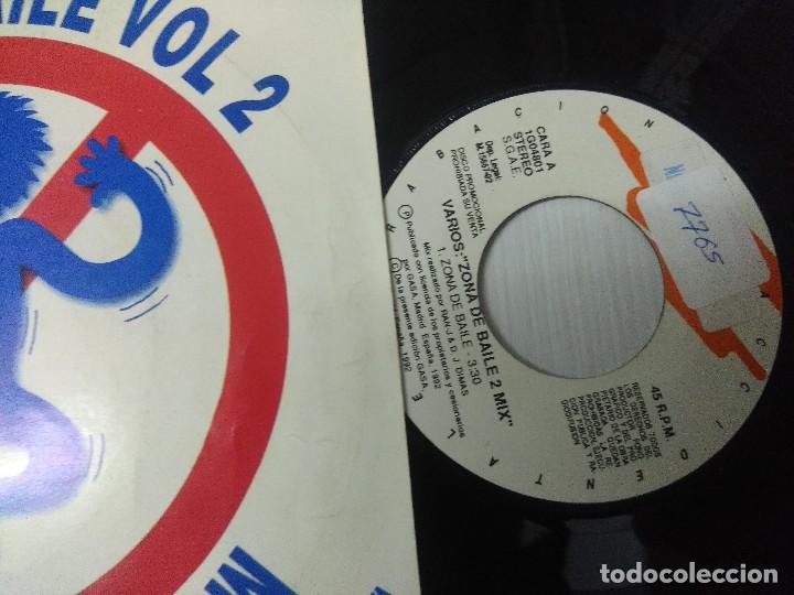Discos de vinilo: ZONA DE BAILE VOL 2/SINGLE PROMOCIONAL. - Foto 2